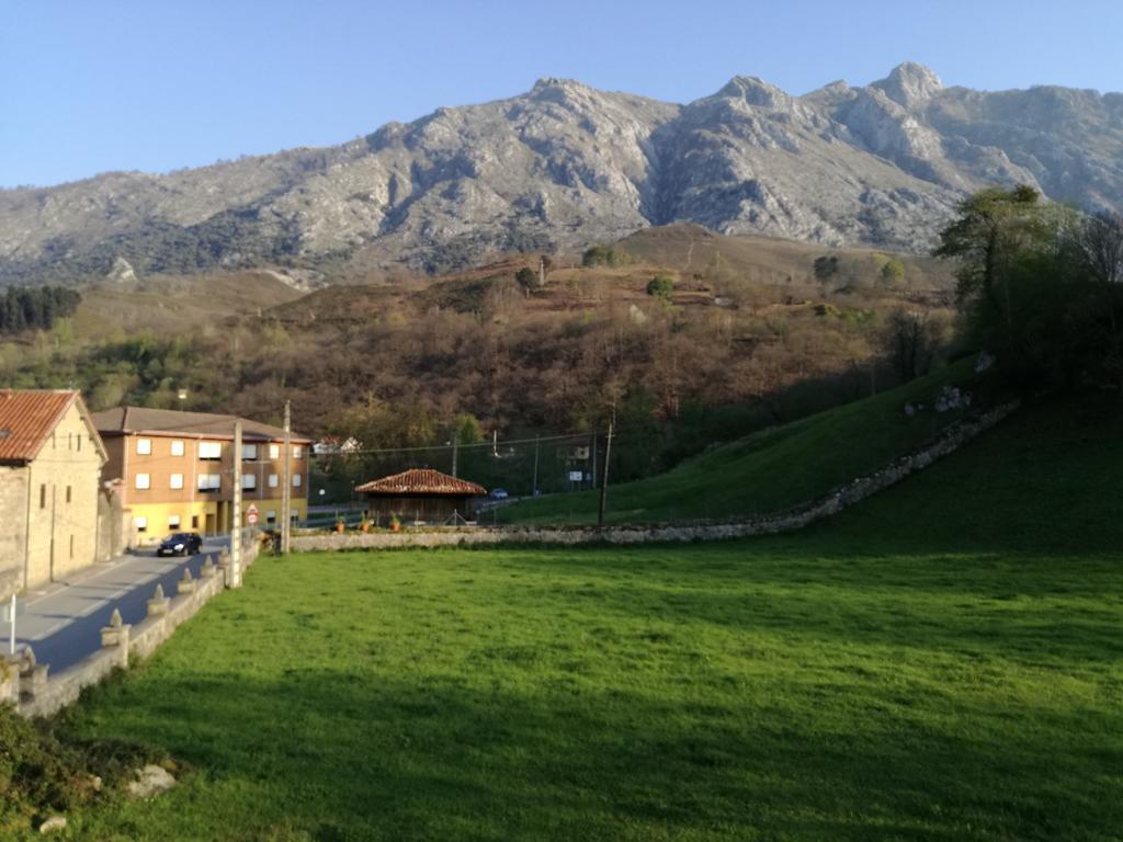 Pension Casano Arenas De Cabrales Buitenkant foto